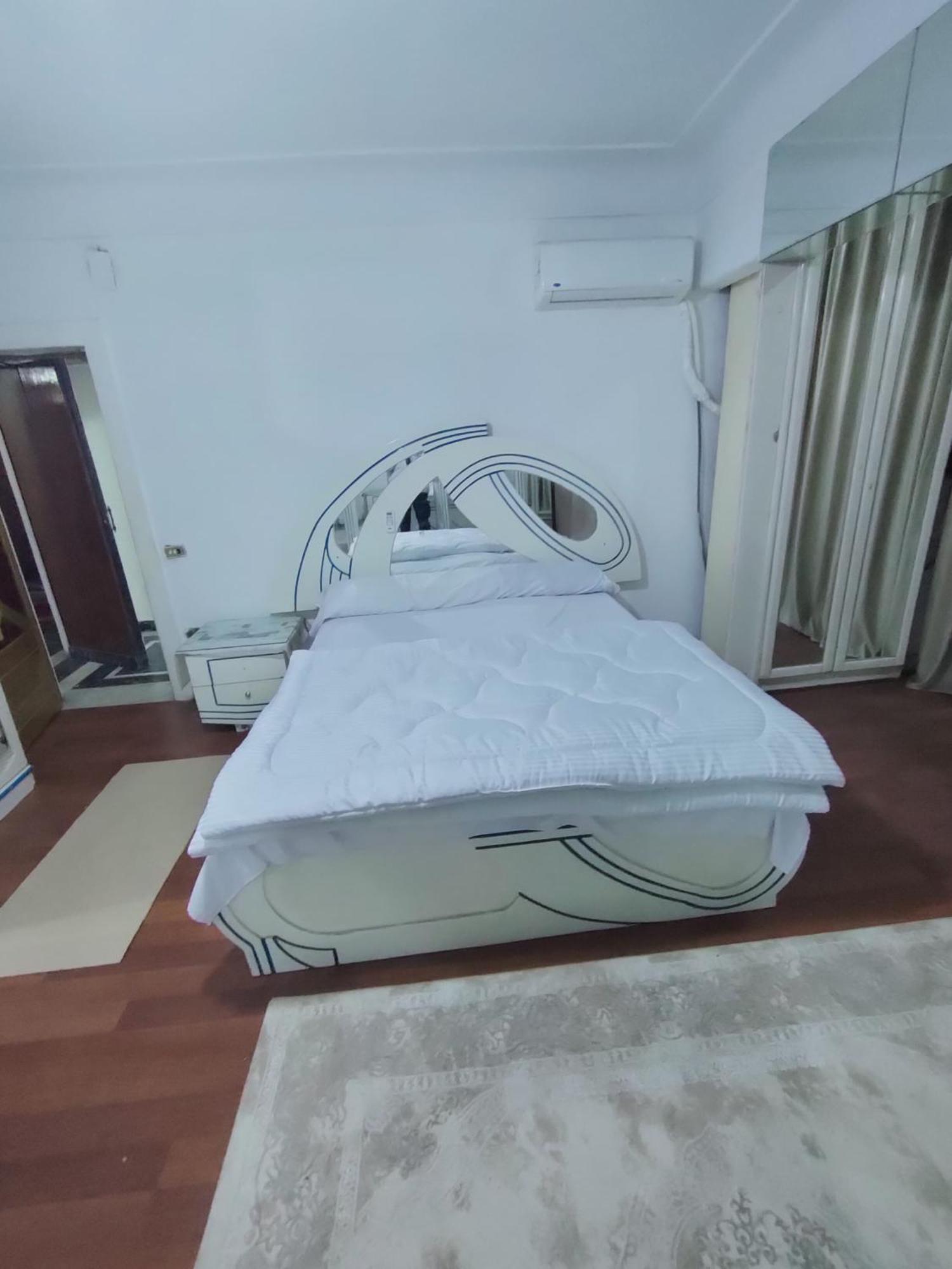 Hs 4 Apartment